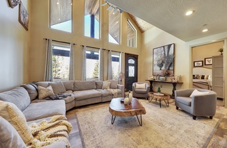 Luxury Mountain Retreat