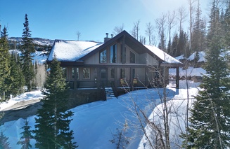 Luxury Mountain Retreat