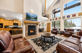 Ridge Top Lodge | Spacious 7BR Retreat near Skiing