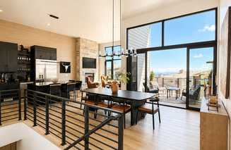 Elevate Escape | Ski-In/Out Luxury | Private Hot Tub + Sauna