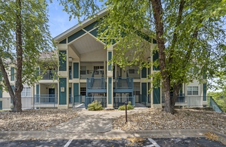 Swansons King Suite - 1 mile from Branson
