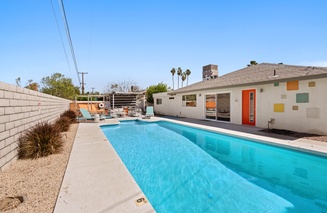 Modern Palm Springs Pool Home Near Downtown Sleeps 8