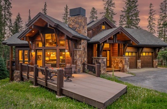 Rocky Mountain Lodge