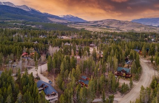 Quicksilver Lodge