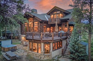 Rivertree Lodge