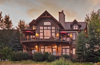 Rustlers Lodge