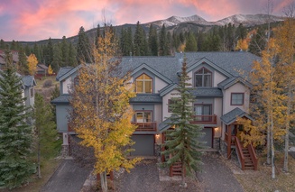 Pines 75 Townhome