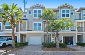 Driftwood Townhomes #6- Emerald Escape