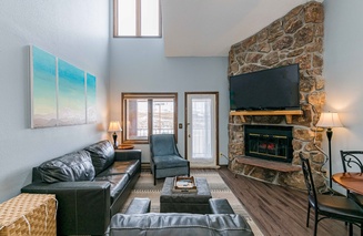 643 Silvercreek Inn Condo