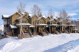 Kicking Horse Bronco 2-303