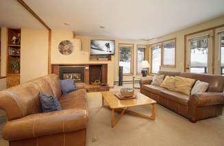 Iron Horse Building J Unit 1309