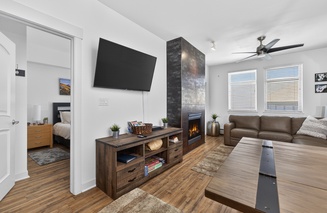 Founders Pointe 4646