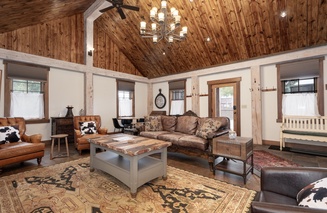 133 Eisenhower Cabin