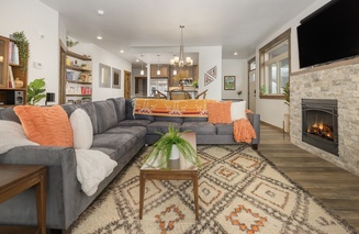 448 Cranmer Unit 103