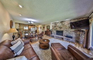 Hi Country Haus Unit 1801