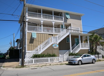 Kick-N-Back | Photo 1