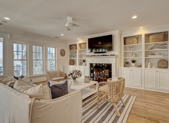 8 Channel Ave A | Photo 1