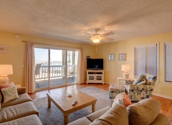 Island North B9 | Photo 1