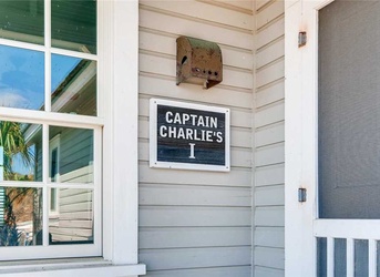 Captain Charlie's 1 | Photo 1