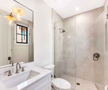 King Suite Bathroom