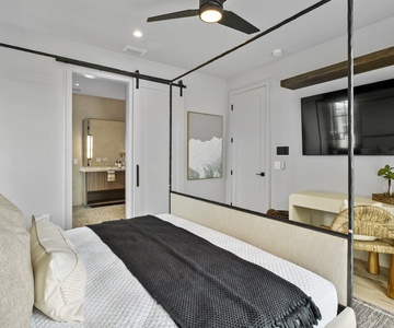 Master Suite 3