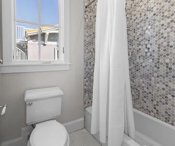 Master Suite 5 Bathtub Shared with Bunkroom