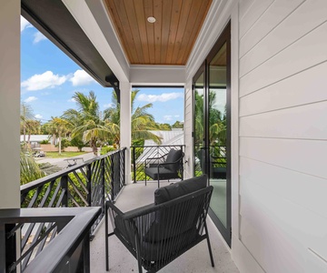 King Suite 1 Balcony