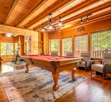 Smoky Breeze Retreat