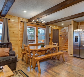 Honey Bear Lodge