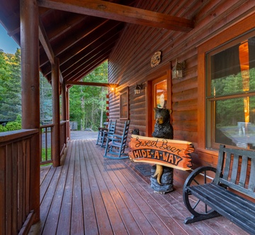 Sweet Bear Hideaway