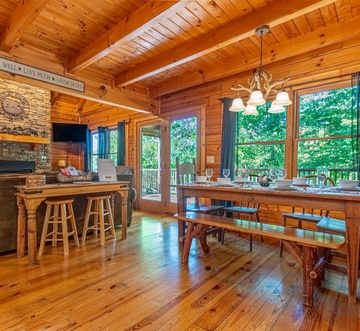 Sweet Bear Hideaway