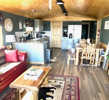 Cozy Hollow Cabin