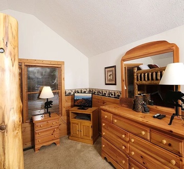 Yeti Lodge