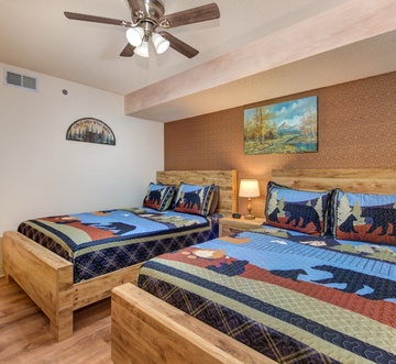 Cs Creekside Condo