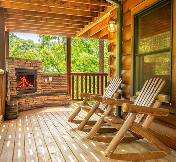 Smoky Breeze Retreat