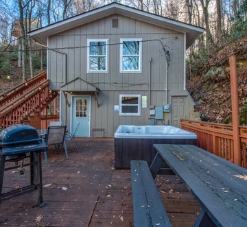 Golden Pines Retreat
