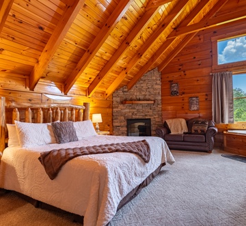 Bear Essentials Lodge