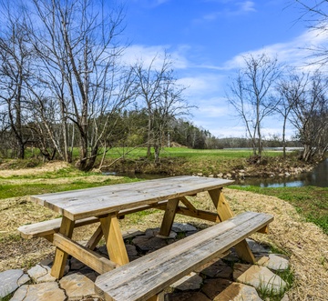 Cabin By The Creek