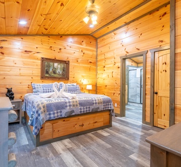 Country Bear Hideaway