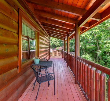 Bear Essentials Lodge