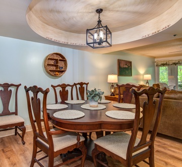 Cs Creekside Condo