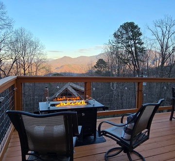Honey Bear Lodge