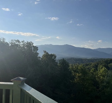 Mountain View Paradise