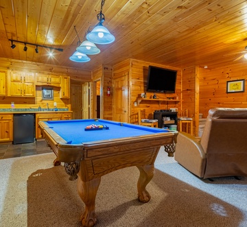 Sweet Bear Hideaway