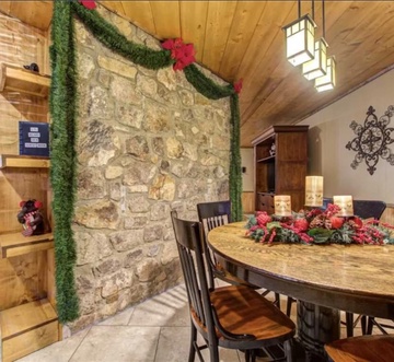 Lil Bear's Den