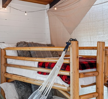 Smoky Fox Lodge