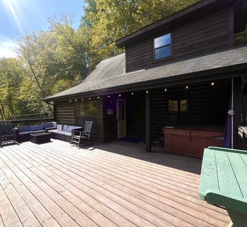 Cabin on the Creek