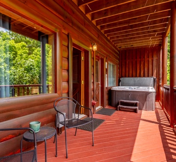 Bear Essentials Lodge