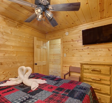 Honey Bear Lodge