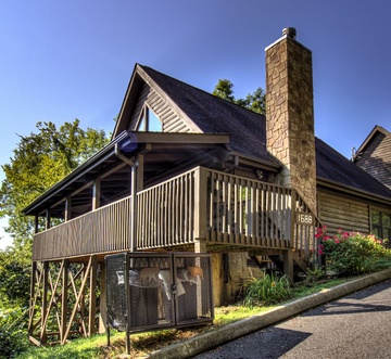 Bear Mountain Hideaway